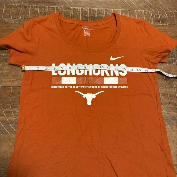 Nike Texas Longhorns T-Shirt Women’s Size Small Burnt Orange Athletic Tee - Picture 10 of 13